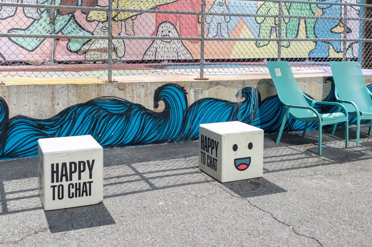happy to chat cubes